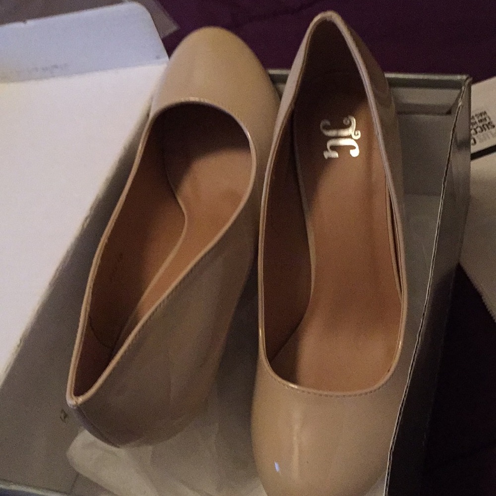 Nude dress heels
